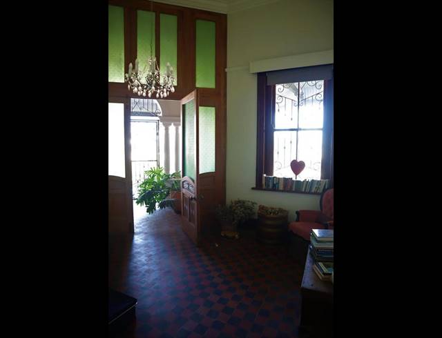 4 BEDROOM HOUSE FOR SALE IN BERGZICHT